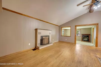  5262 Holiday Drive, Pocono Summit, PA 18346 - Photo 9