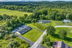 213 Lamplight Dr, Brodheadsville, PA 18322 - Photo 7