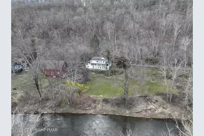  694 River Road, Shawnee-On-Delaware, PA 18356 - Photo 3