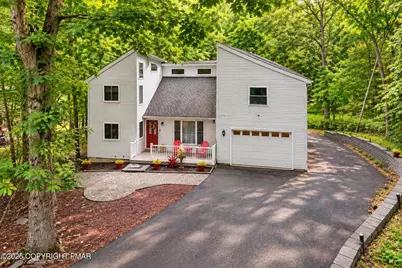  203 St Andrews Drive, Bushkill, PA 18324 - Photo 1