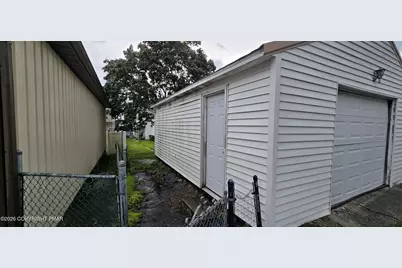  127 S Broad Mountain Avenue, Frackville, PA 17931 - Photo 17
