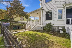 141 Broad St, Pittston, PA 18640 - Photo 3