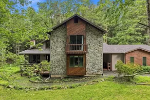 184 Sir Bradford Rd, Pocono Lake, PA 18347 - Photo 1
