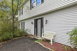 3654 Sugar Berry Ln, Tobyhanna, PA 18466 - Photo 3