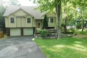 12418 Mountain Laurel Dr, East Stroudsburg, PA 18302 - Photo 1