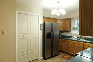 12418 Mountain Laurel Dr, East Stroudsburg, PA 18302 - Photo 11