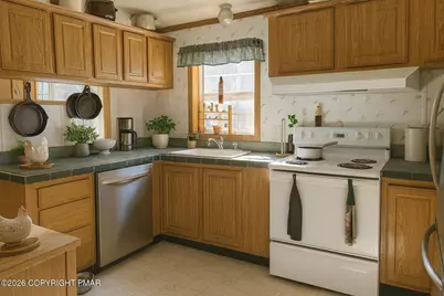  49 Mohican Path, Gouldsboro, PA 18424 - Photo 5