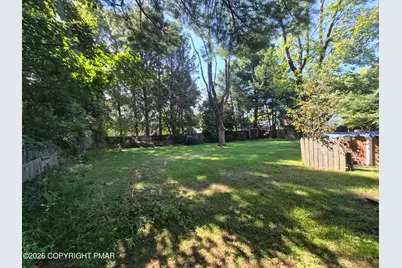  335 E Brown Street, East Stroudsburg, PA 18301 - Photo 23