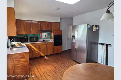  335 E Brown Street, East Stroudsburg, PA 18301 - Photo 7
