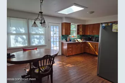  335 E Brown Street, East Stroudsburg, PA 18301 - Photo 5