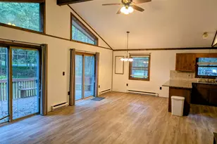 41 Livingston Ln, Covington Township, PA 18424 - Photo 5