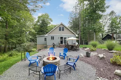  148 N Lake Drive, Lake Harmony, PA 18624 - Photo 5