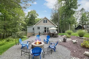 148 N Lake Dr, Lake Harmony, PA 18624 - Photo 5