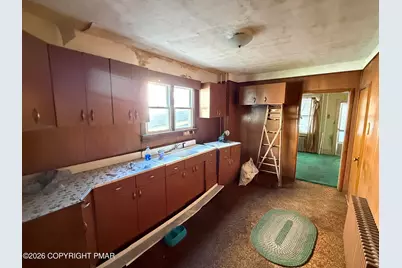  229 W Patterson Street, Lansford, PA 18232 - Photo 29