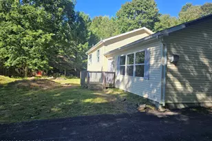 236 Keats Ln, Albrightsville, PA 18210 - Photo 3