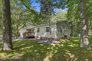 33 Huckleberry Dr, East Stroudsburg, PA 18302 - Photo 5