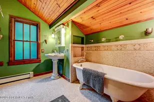 614 Lavender Ln, Canadensis, PA 18325 - Photo 49