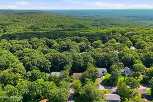 3 Devonshire Ln, Mount Pocono, PA 18344 - Photo 41