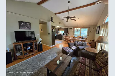  156 Pineknoll Drive, Lake Harmony, PA 18624 - Photo 5