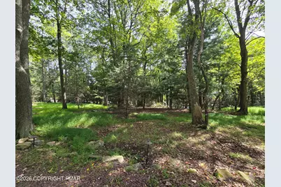  156 Pineknoll Drive, Lake Harmony, PA 18624 - Photo 33