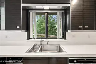 1586 Sullivan Trail, Tannersville, PA 18372 - Photo 23