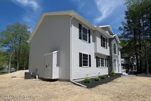 11 Wild Cherry Ln, Tobyhanna, PA 18466 - Photo 5