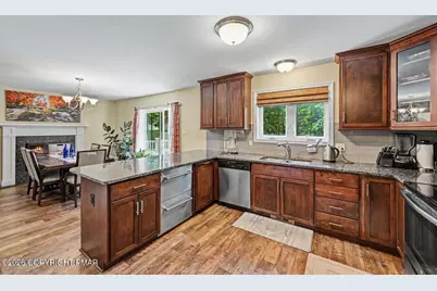  207 President Coolidge Place, Henryville, PA 18332 - Photo 27