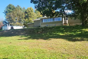 449 Weir Mountain Rd, Gilbert, PA 18331 - Photo 29
