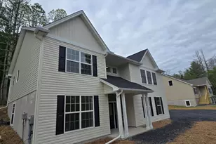 326 Reagan Dr, East Stroudsburg, PA 18301 - Photo 3