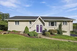 7121 Kingstead Dr, Slatington, PA 18080 - Photo 1