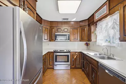  7121 Kingstead Drive, Slatington, PA 18080 - Photo 21