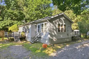 6052 Little Bear Ln, East Stroudsburg, PA 18302 - Photo 5