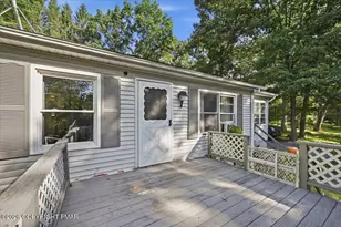 6052 Little Bear Ln, East Stroudsburg, PA 18302 - Photo 7