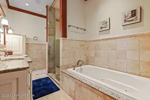 165 Pennwood Dr, Greentown, PA 18426 - Photo 79