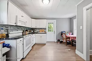 102 E Brown St, East Stroudsburg, PA 18301 - Photo 21