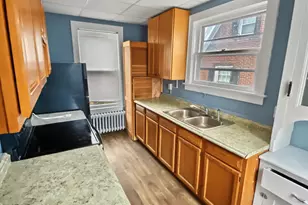 212 N 7th St, Stroudsburg, PA 18360 - Photo 3