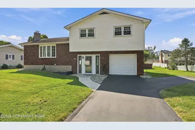  1543 Stoke Park Road, Bethlehem, PA 18017 - Photo 5