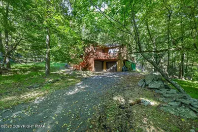  3132 Bear Road, Bushkill, PA 18324 - Photo 5