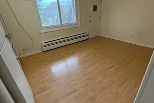 1332 Dreher Ave, Stroudsburg, PA 18360 - Photo 3
