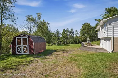  413 Stony Brook Drive, Stroudsburg, PA 18360 - Photo 27