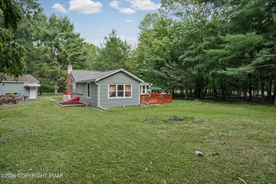  105 Chariton Drive, East Stroudsburg, PA 18301 - Photo 5