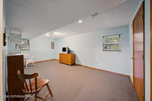 55 Charlwood Dr, Freeland, PA 18224 - Photo 17