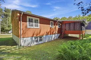 8466 Bumble Bee Way, Tobyhanna, PA 18466 - Photo 23