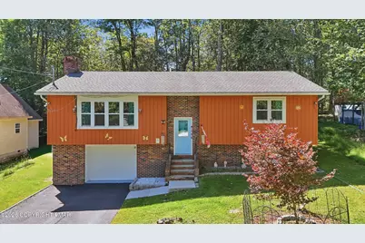  8466 Bumble Bee Way, Tobyhanna, PA 18466 - Photo 1