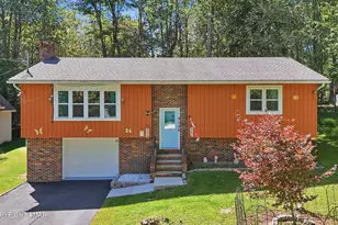 8466 Bumble Bee Way, Tobyhanna, PA 18466 - Photo 1