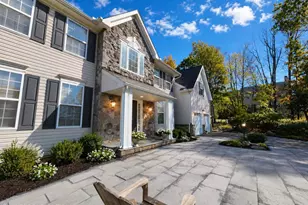 2347 Snapdragon Point, East Stroudsburg, PA 18301 - Photo 3
