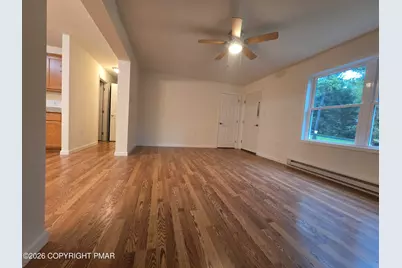  207 Cathleen Drive, East Stroudsburg, PA 18302 - Photo 5