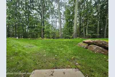  207 Cathleen Drive, East Stroudsburg, PA 18302 - Photo 35