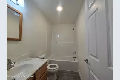  207 Cathleen Drive, East Stroudsburg, PA 18302 - Photo 23