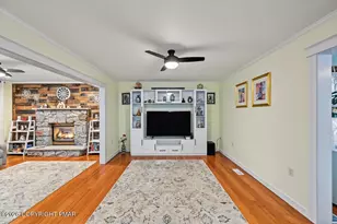 201 Pasquin Dr, East Stroudsburg, PA 18301 - Photo 21